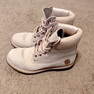 Light Pink Timberland Boots
